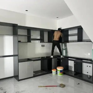 Tủ bếp chữ L có máy rửa bát nhựa Chin Huei 2.0 plus CH-TBL02