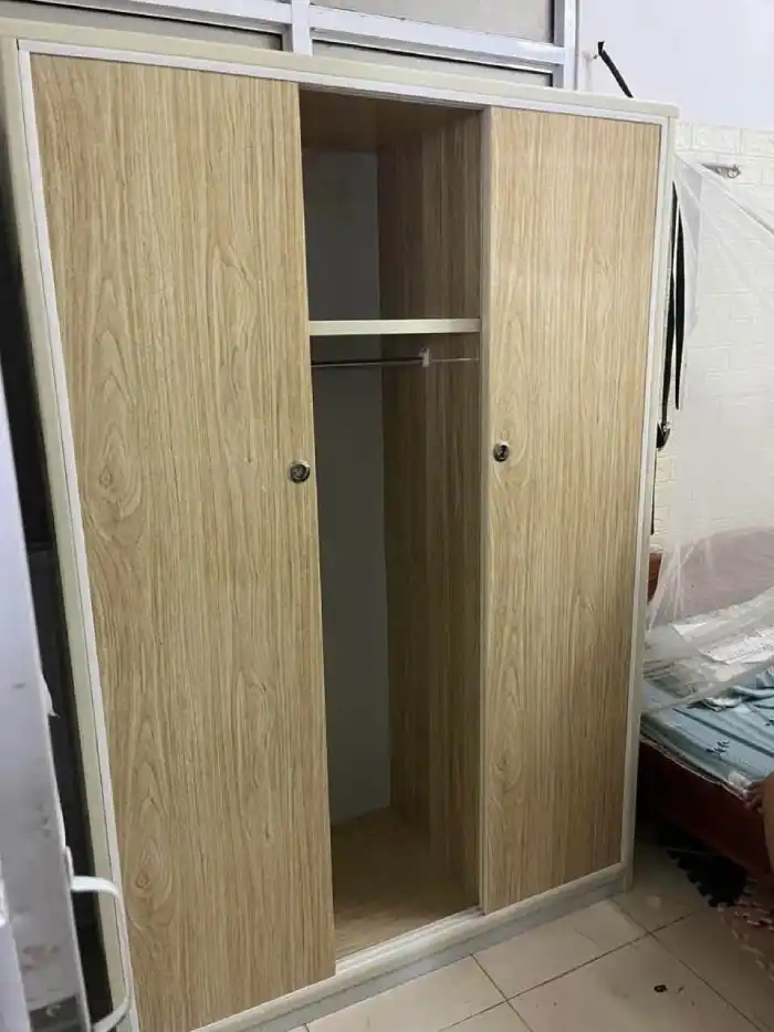 Tủ quần áo 3 cánh lùa nhựa Đài Loan Chin Huei tiêu chuẩn CH-T3C01 màu gỗ sồi