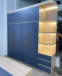 Tủ quần áo 4 cánh mở kịch trần kèm LED nhựa Đài Loan Chin Huei CH-T4C18
