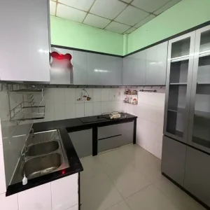 Tủ bếp chữ U có bàn thờ ông Táo nhựa Chin Huei 2.0 plus CH-TBU06