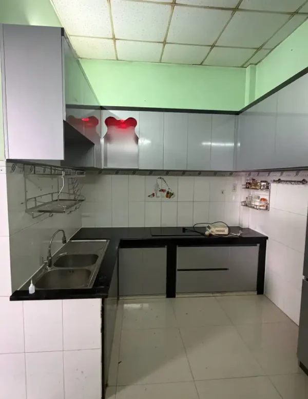 Tủ bếp chữ U có bàn thờ Ông Táo nhựa Chin Huei 2.0 Plus CH-TBU06 lắp tại làng hoa Hạ Lôi Mê Linh
